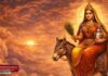 शीतलाष्टमी 2026: बसोड़ा पर्व की परंपरा, पूजा विधि, तिथि और धार्मिक महत्व | जानिए पूरी जानकारी | 2YoDo विशेष Devotees worshipping Goddess Sheetala and offering cold food during Sheetala Ashtami | शीतलाष्टमी के अवसर पर मां शीतला को ठंडे भोजन का भोग अर्पित करते भक्त